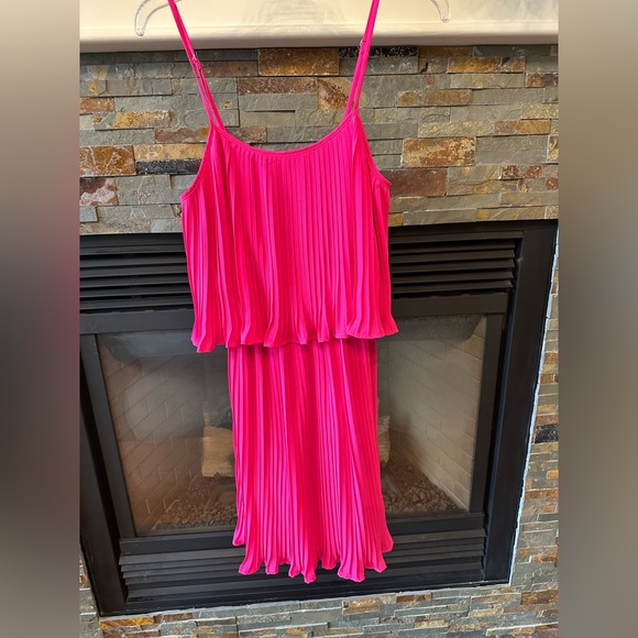 Red Dress Boutique Dresses & Skirts - Red Dress Boutique Pink Mini Dress